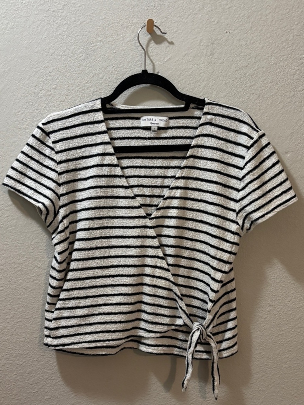 Madewell Texture & Thread Black White Striped Faux Wrap Crop Top Size Medium